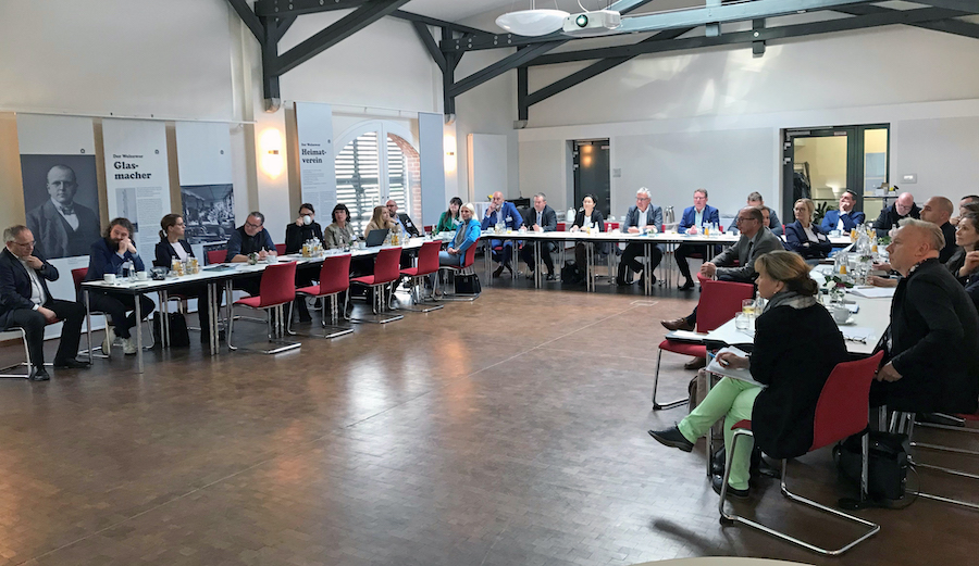 Erstes Arbeitstreffen von Lenkungskreis und Agentur zur Lausitz-Kampagne im Herbst 2022 in Welzow. Foto: WRL